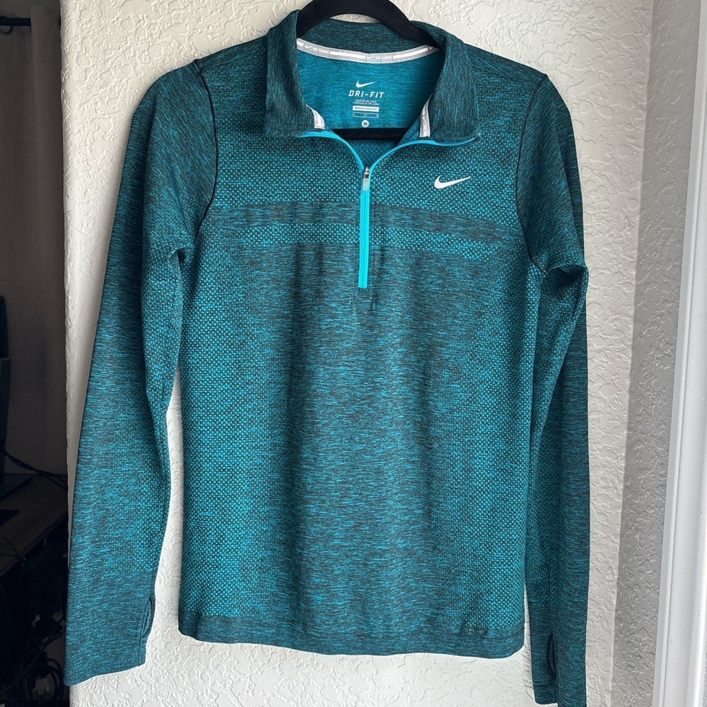 Women's Nike Long Sleeve Element Dri Fit Quarter Zip Thumbholes Teal Shirt M